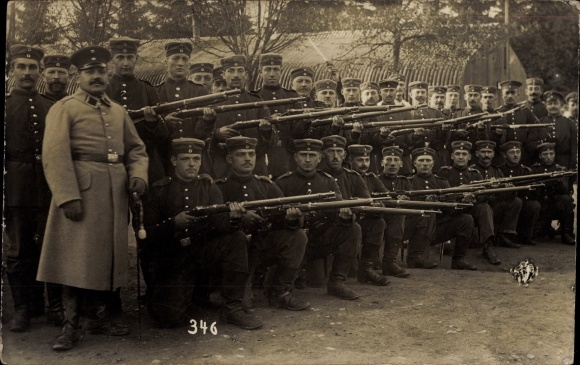 Photo Postcard Eschweiler North Rhine-Westphalia, German soldiers in uniform, I WK