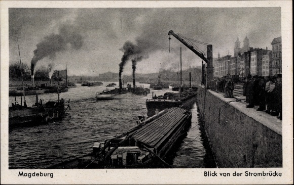 PC Magdeburg on the Elbe, view of the river bridge