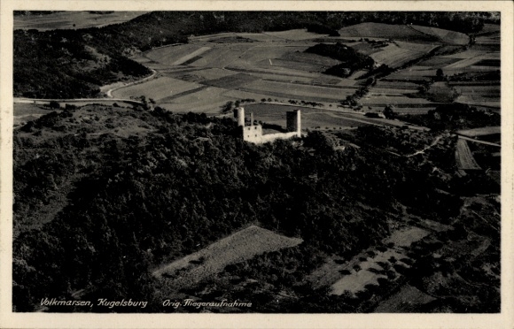 Postcard Volkmarsen in Hesse, aerial view of the Kugelsburg, rural surroundings, architecture
