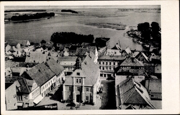 Ak Wolgast in Mecklenburg Vorpommern, Luftbild der Stadt