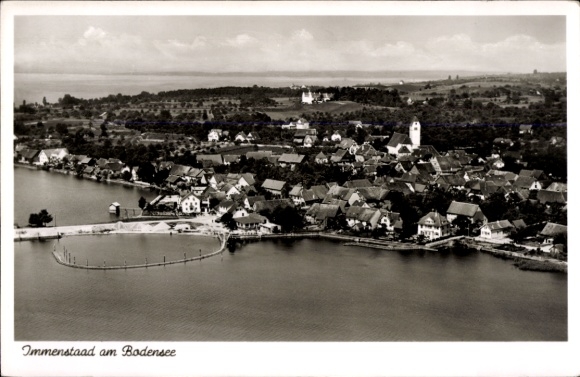 Ak Immenstaad am Bodensee, Landschaft am Bodensee, Panoramaansicht, viele Dächer, Wasseransicht