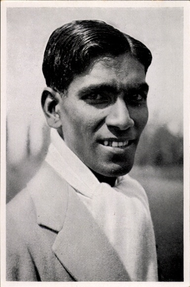 Collector's picture 1936 Olympics, hockey player Rob Chand