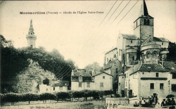 PC Montmorillon Vienne, Eglise Notre-Dame, abside, tower, houses