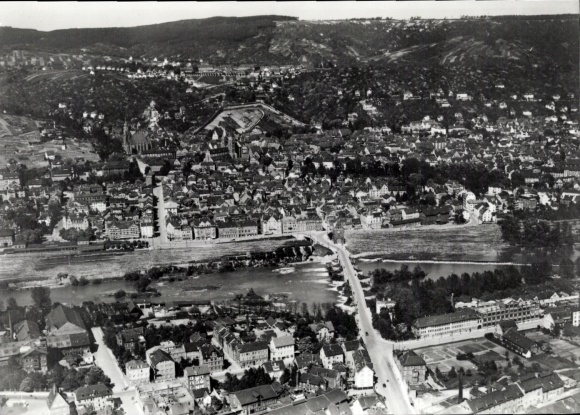 Ak Esslingen am Neckar,  Neckar, Eisenbahnbrìke, Stadt Esslingen, Pliensauvorstadt, Wasserturm...