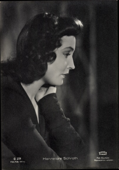 Ak actrice Hannelore Schroth, profielweergave