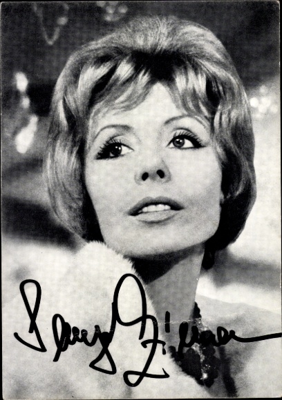 AK actress Sonja Ziemann, portrait, piece Hello, who's there?, autograph