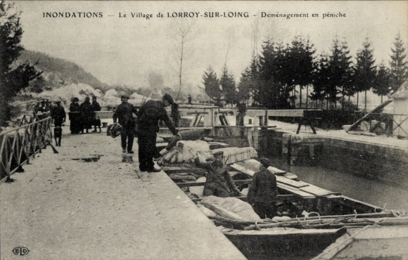Ak Lorroy Seine et Marne, Überschwemmungen, Umzug per Lastkahn