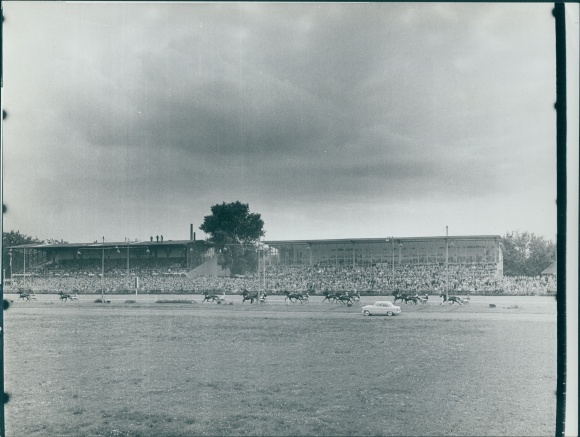 foto Berlin Tempelhof Mariendorf, drafbaan, 1954