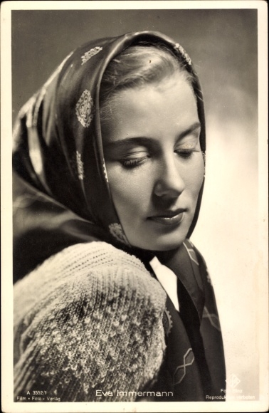 Postcard actress Eva Immermann, portrait, headscarf, Ross A 3592/1