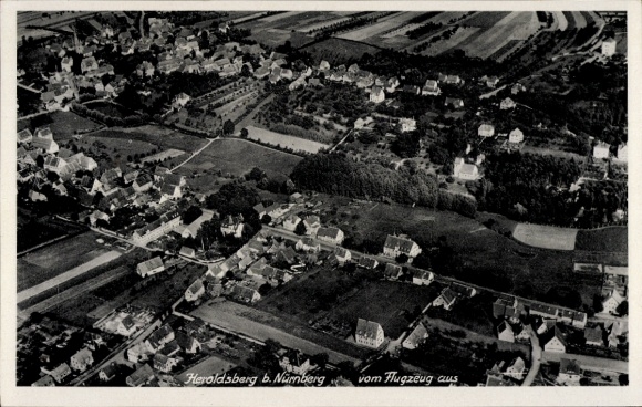 Ak Heroldsberg in Midden-Franken, luchtfoto van veel huizen, groene gebieden, straten