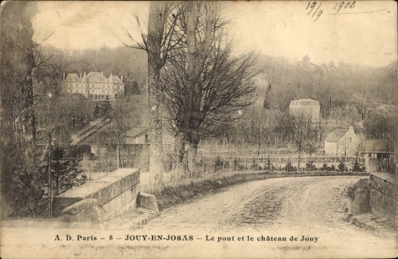 Postcard Jouy and Josas Yvelines, Le Pont, Le Chateau de Jouy