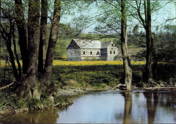 Ak Göhren Döhlen Auma Weidatal, Blick über die Weida zur Erzmühle