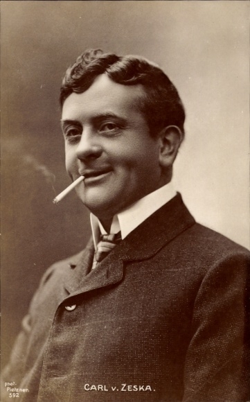 Postcard actor Carl von Zeska, portrait with cigarette
