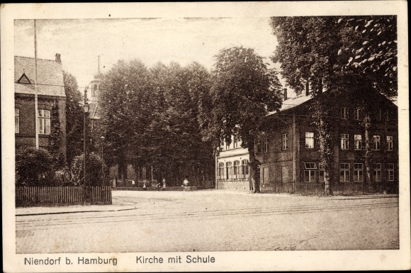PC Hamburg Eimsbüttel Niendorf, church with school