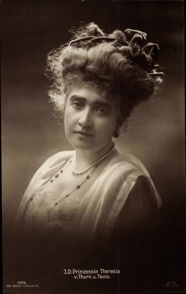 Postcard Princess Theresia von Thurn and Taxis
