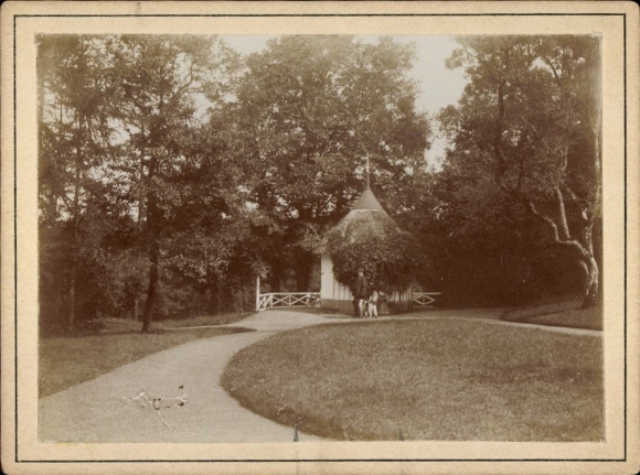 Foto Büstorf Rieseby in Schleswig Holstein, Pavillon im Büstorfer Garten
