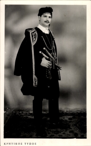 Postcard Greece, Cretan folk type in traditional costume