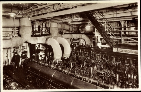 Postcard HSDG, engine room of the Monte ships, interior view