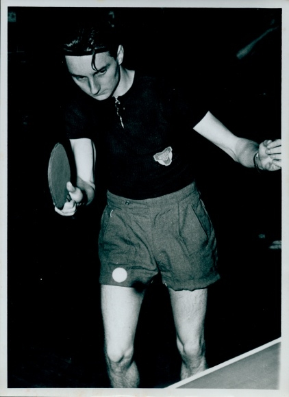 Photo table tennis tournament Oberliga, Hauschmann, Motor Zeiss Jena versus Motor Mitte Berlin, 1954