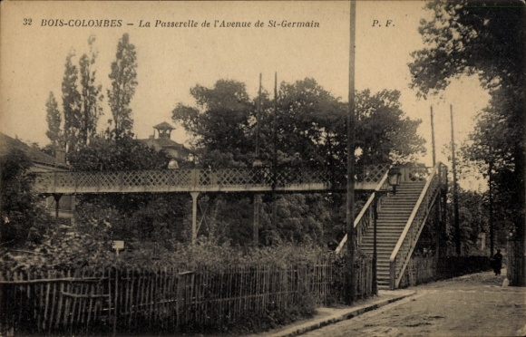 Ak Bois Colombes Hauts de Seine, La Passerelle de l'Avenue de St-Germain