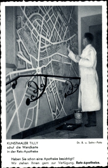 Postcard Uelzen in Lower Saxony, wall map in the Rats-Apotheke, artist Tilly