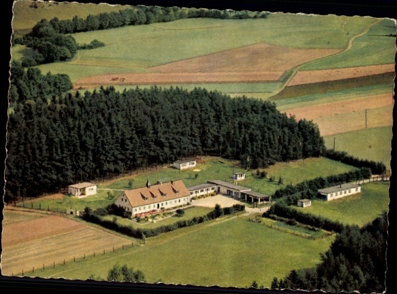 Ak Görschnitz Elsterberg im Vogtland, Luftaufnahme, Eichenhof, Ferien- und Schulungsheim, bayeris