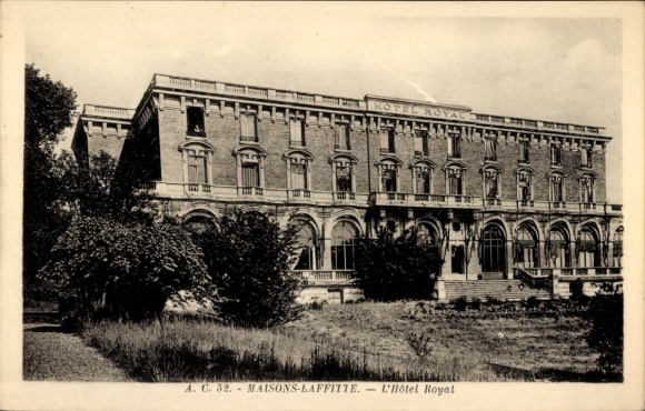 Postcard Maisons Laffitte Yvelines, Hotel Royal