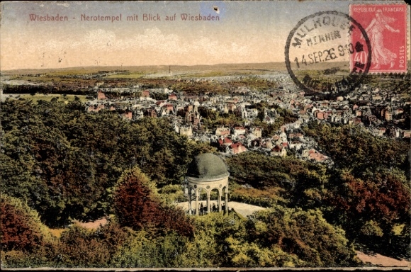 Ak Wiesbaden in Hessen,  Nerotempel, Blick auf die Stadt, Landschaft