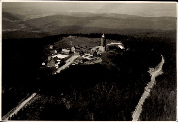 Photo Niederreifenberg Schmitten im Taunus, Großer Feldberg, aerial photograph