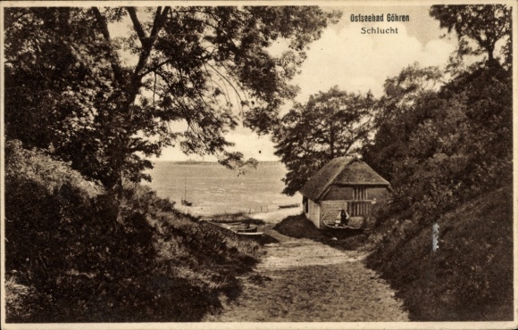 Ak Ostseebad Göhren auf Rügen, Ostseebad, Schlucht, Küstenlandschaft, reetgedecktes Haus, Wassera