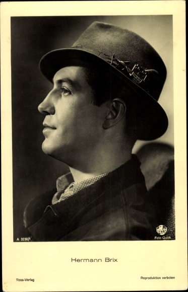 Postcard Actor Hermann Brix, profile view, Ross 3230/1