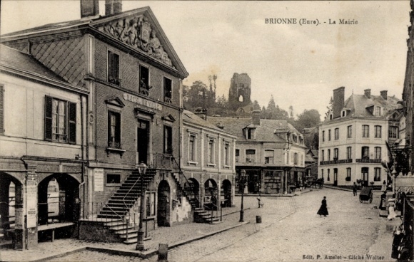 Postcard Brionne Eure, town square, town hall, architecture, older building, street view