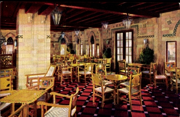 Postcard passenger ship M/N Augustus, Navigazione Generale Italiana, luxury class, winter garden
