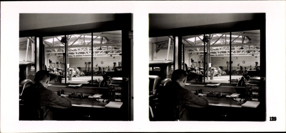 Stereo image photo &quot;The NS model companies 1937-38&quot; No. 129 Paul Liepe &amp; Co car repair shop