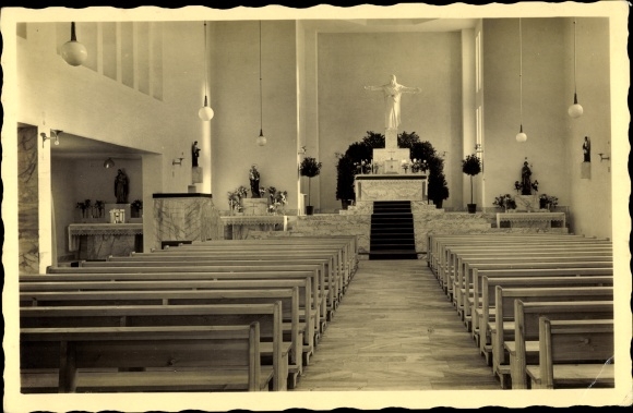 PC Berlin Wilmersdorf Schmargendorf, Salvator Church, Tölzer Straße 25, interior view