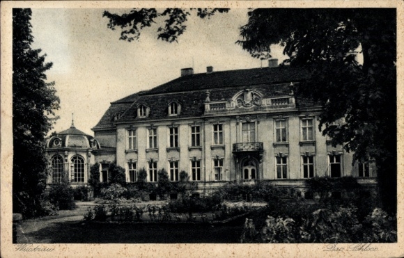 Postcard Wustrau Altfriesack Fehrbellin in Brandenburg, front view of a manor house with two pet...