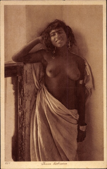 Postcard Maghreb, Bedouin Woman, Beduinin, Portrait, Barbusig