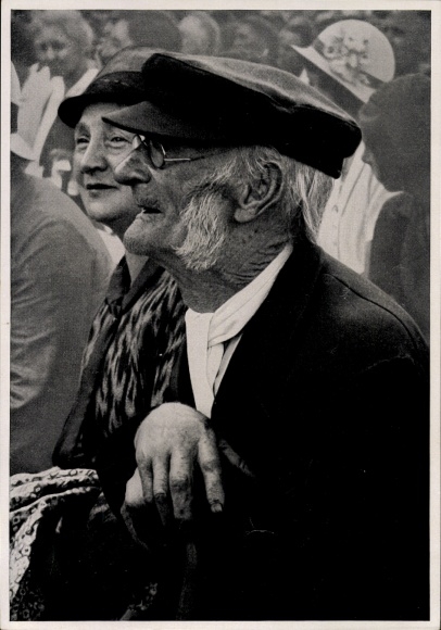 Sammelbild Adolf Hitler, Wahlkampf in Hessen 1932, alter Mann, Sammelwerk Nr. 15 Bild 26