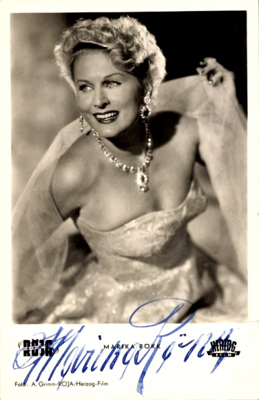 Ak Schauspielerin Marika Rökk, Portrait, Autogramm, Halskette