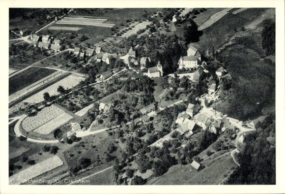 Ak Rechenberg Bienenmühle Erzgebirge, Luftaufnahme von Rechenberg, mehrere Gebäude, ländliche Umg