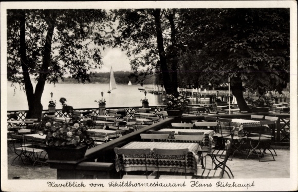 PC Berlin Wilmersdorf Grunewald Schildhorn, view of the Havel from the Schildhorn Restaurant
