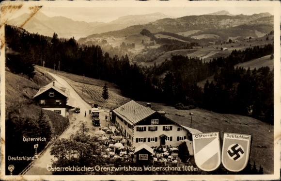 Postcard Riezlern Mittelberg in Vorarlberg, Grenzwirtshaus Walserschanz, border