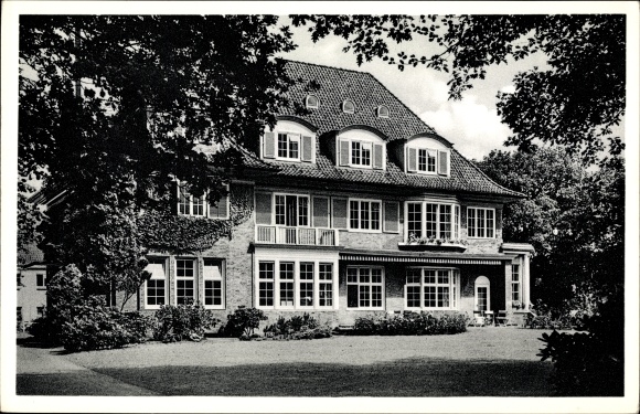 PC Hamburg Altona Nienstedten, Federal School Hochkamp of the DGB