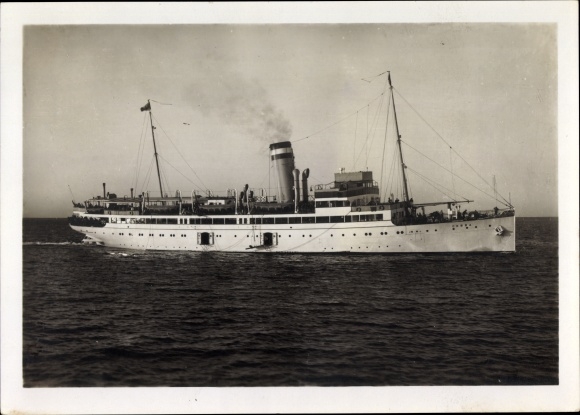 Postcard turbine express steamer Cobra, HAPAG Seebadedienst
