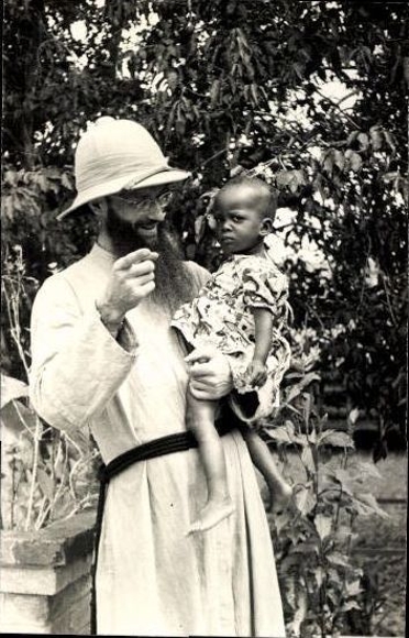 12 photos in the envelope, Oubangui-Chari