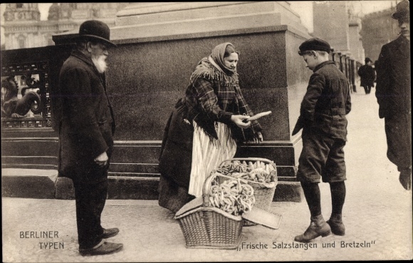 Postcard Berlin Mitte, Berlin types, fresh pretzel sticks, pretzels, saleswoman