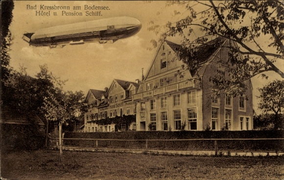 Ak Kressbronn am Bodensee, Hotel Pension Schiff, Zeppelin