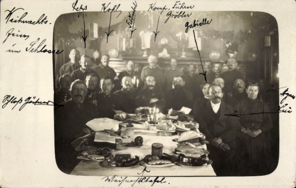 Photo Postcard Burghausen an der Salzach Upper Bavaria, castle festival, festive society, Christmas party in the castle