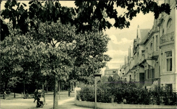 Postcard Hamburg Eimsbüttel Harvestehude, Oberstraße with clinic