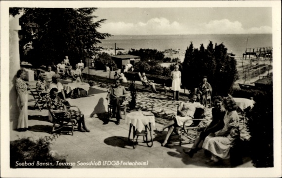 Postcard Ostseebad Bansin on Usedom, Seeschloß terrace, FDGB holiday home